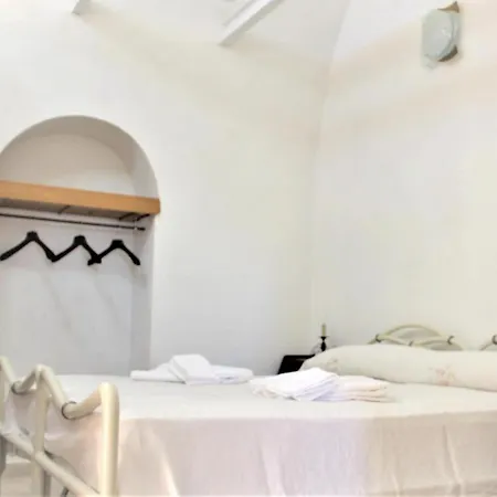 One Bedroom House With Furnished Terrace And Wifi At Holiday home